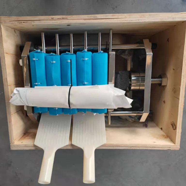 laboratory filter press